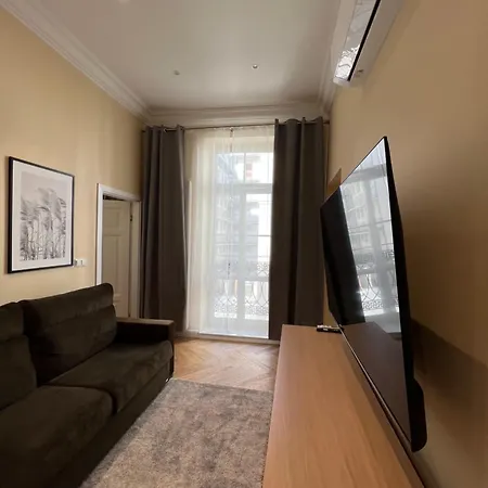 Apartament Piekna 16a Варшава