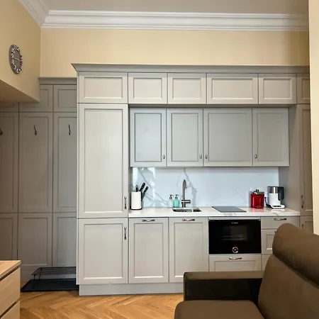 Apartament Piekna 16a Варшава
